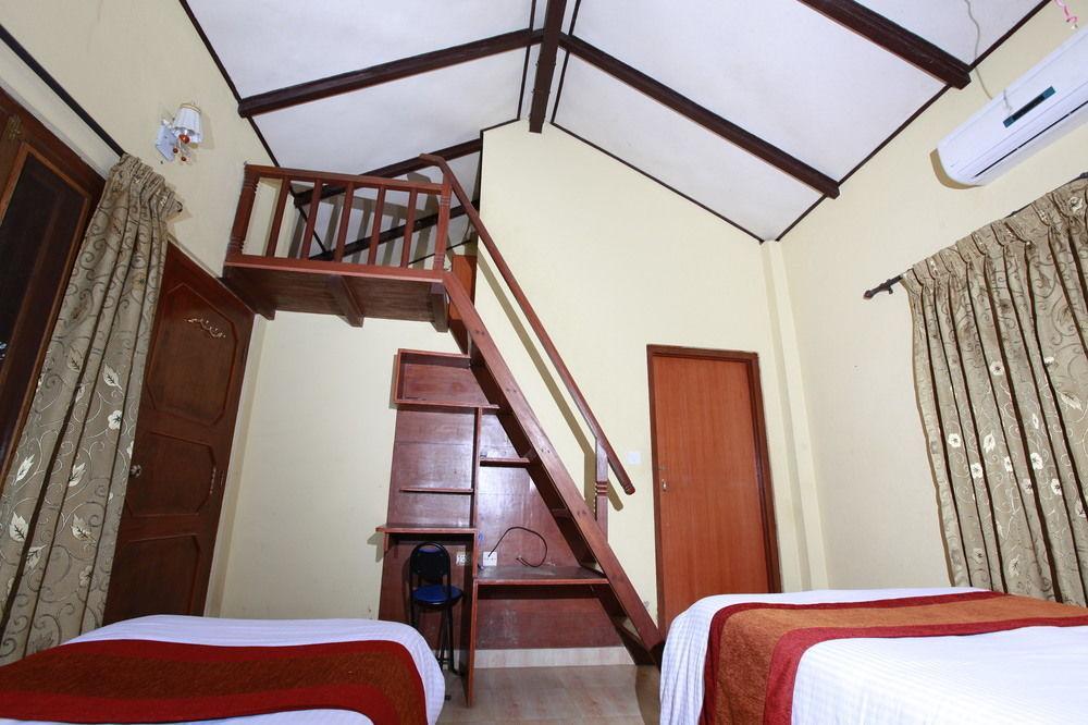 Chitwan Safari Camp & Lodge โซราฮา ภายนอก รูปภาพ