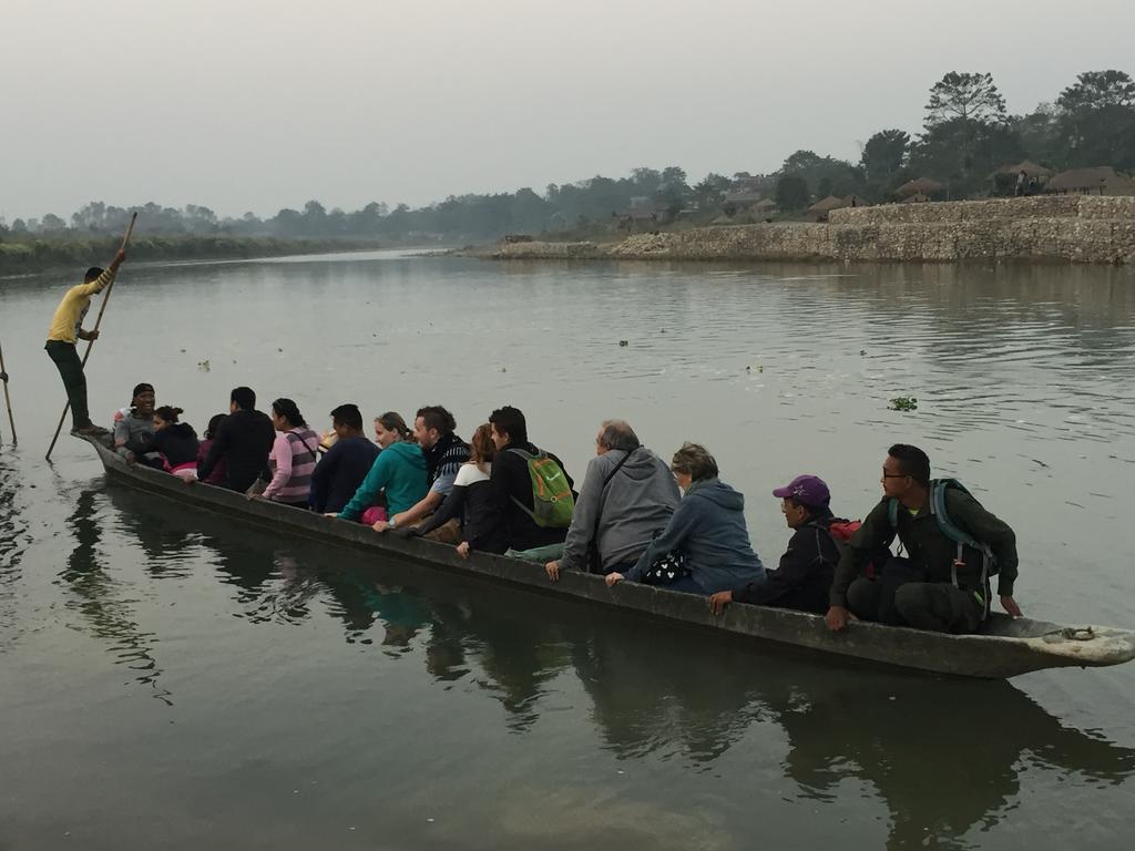 Chitwan Safari Camp & Lodge โซราฮา ภายนอก รูปภาพ
