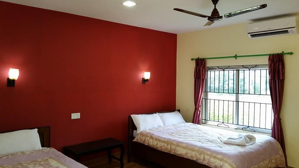 Chitwan Safari Camp & Lodge โซราฮา ภายนอก รูปภาพ