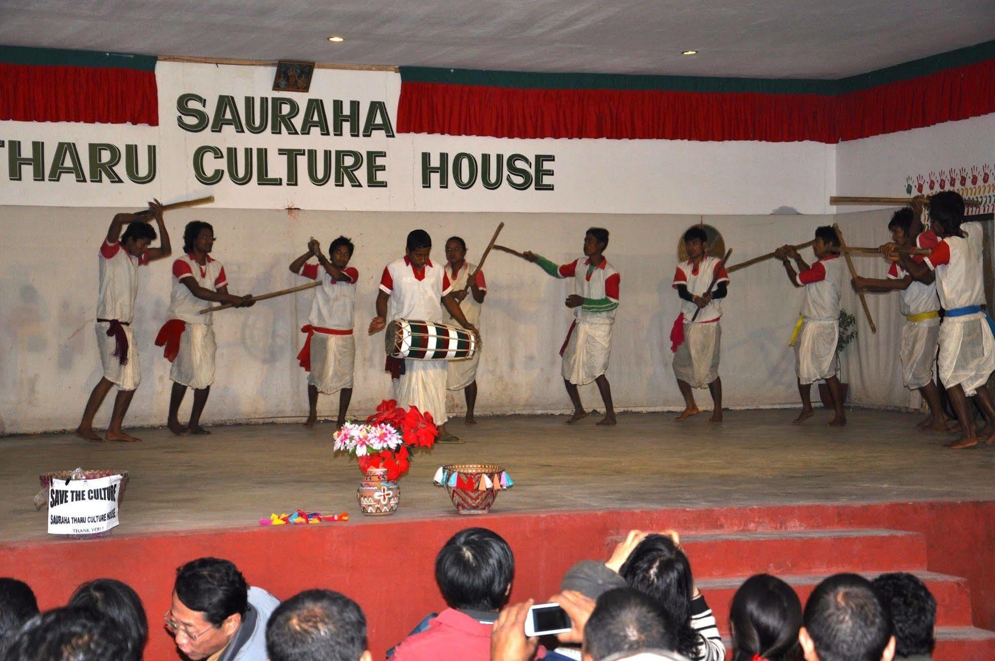 Chitwan Safari Camp & Lodge โซราฮา ภายนอก รูปภาพ